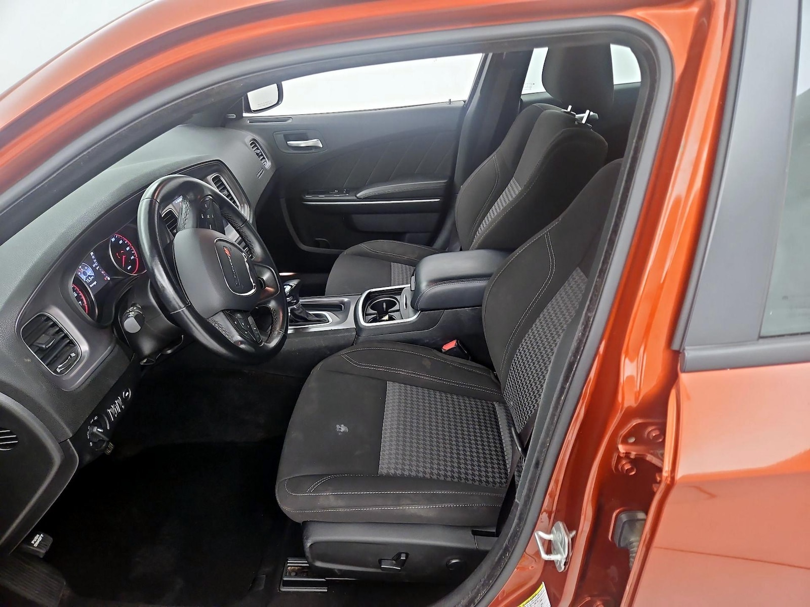 Power Seat(s) & Side Airbags
