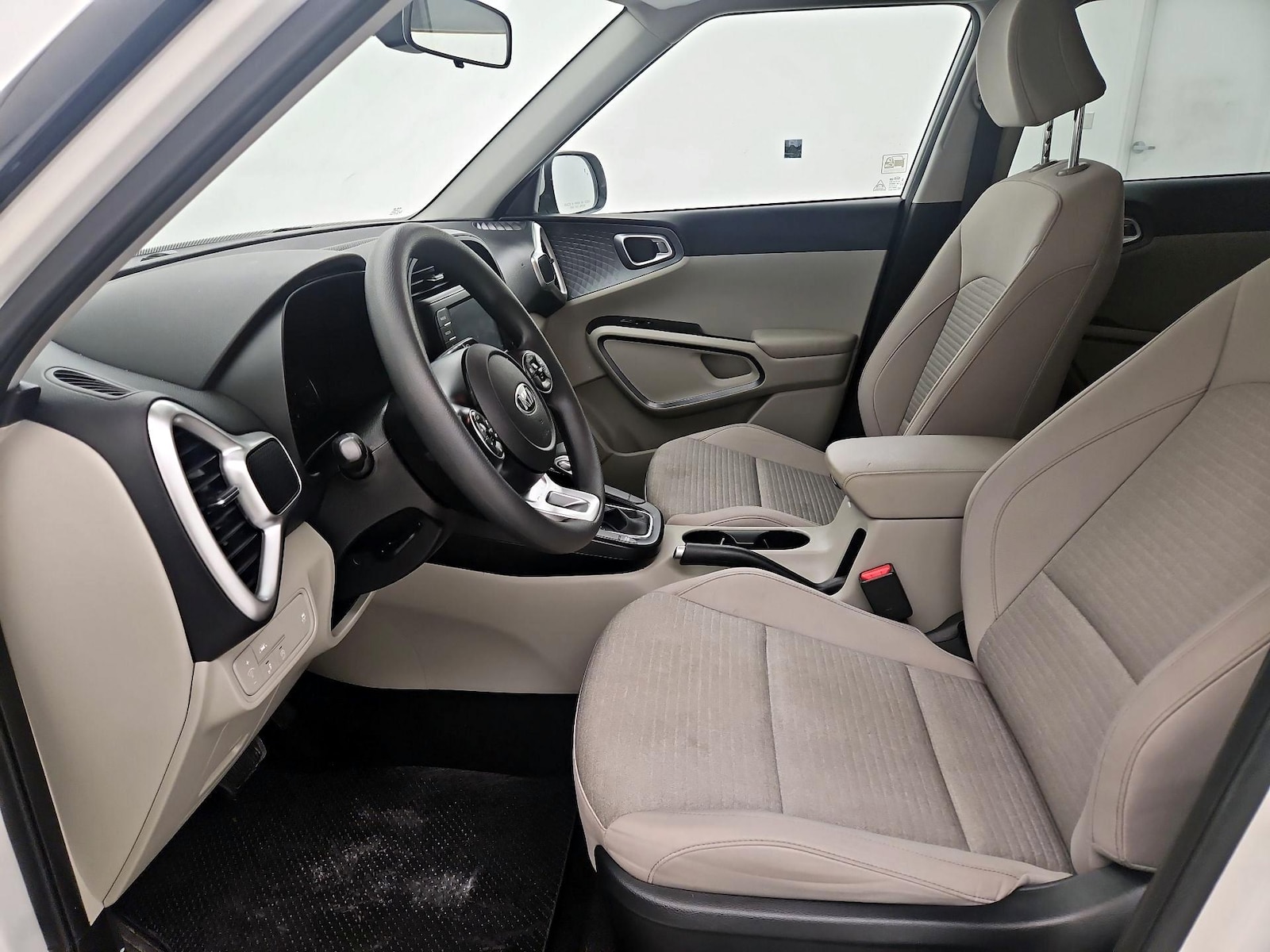 Power Seat(s) & Side Airbags