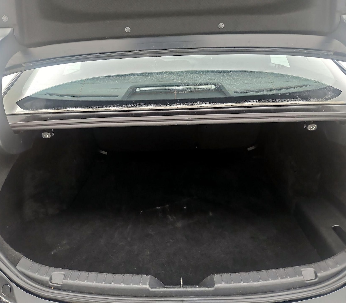 Trunk/Cargo (Seats Up)