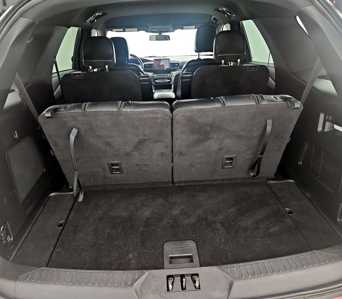 Trunk/Cargo (Seats Up)