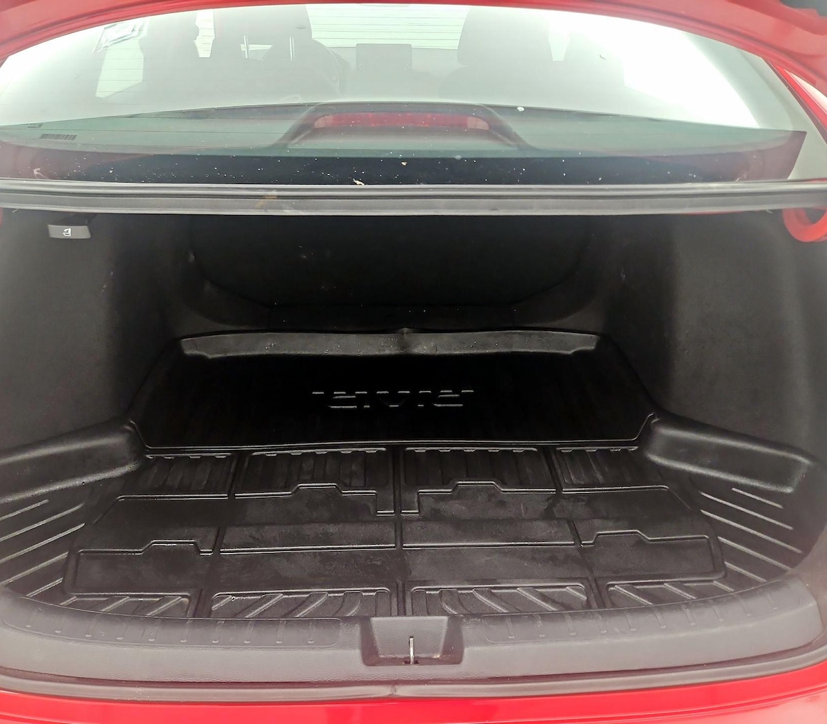 Trunk/Cargo (Seats Up)