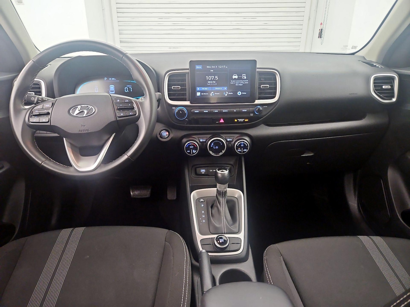 Apple CarPlay® & Android Auto™