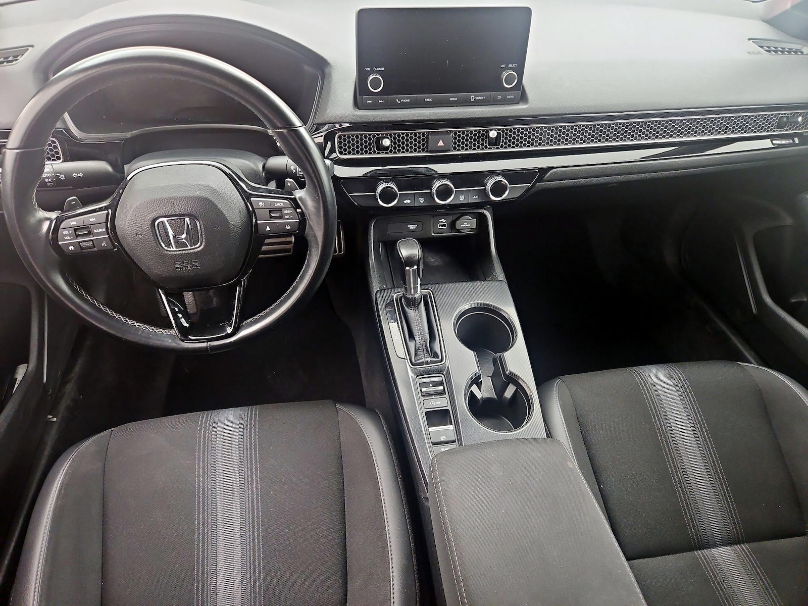 Apple CarPlay® & Android Auto™