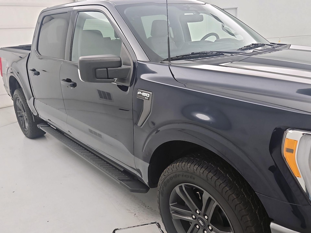 Featured vehicle