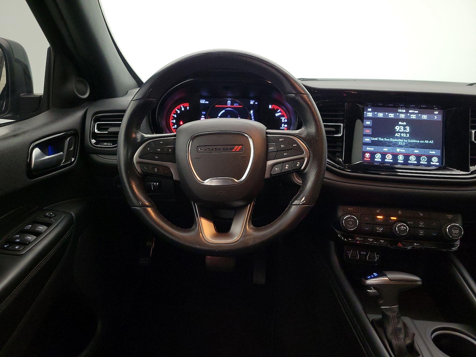 2023 Dodge Durango SXT - Photo 11