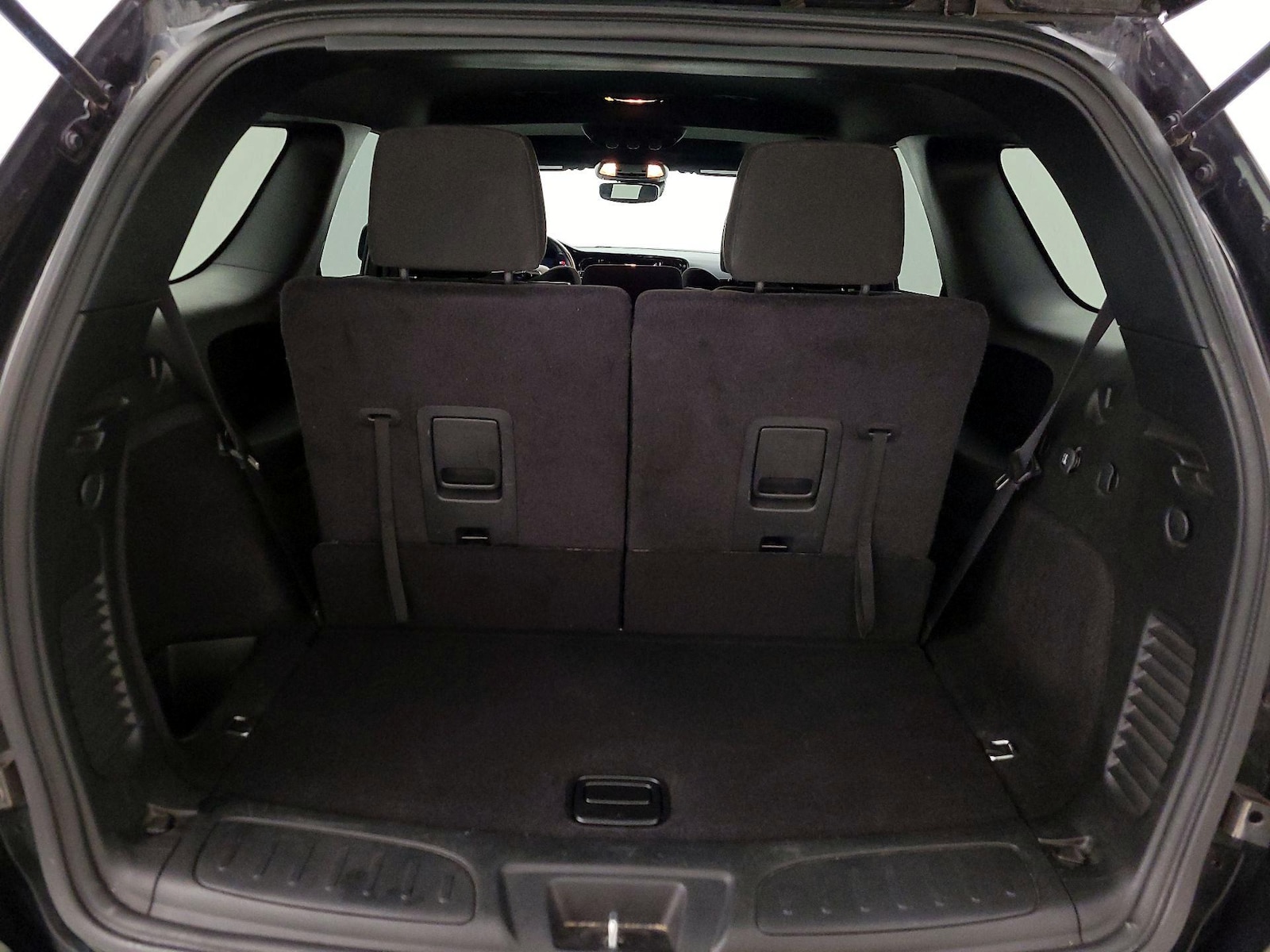 2023 Dodge Durango SXT - Photo 23