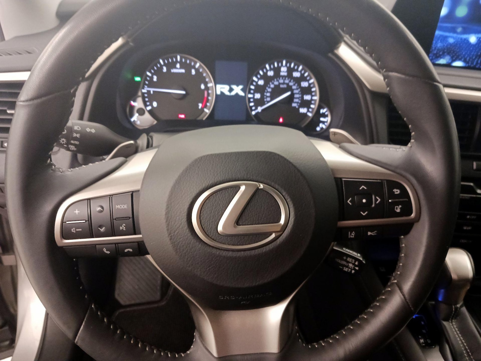 2022 Lexus RX 350 - Photo 11