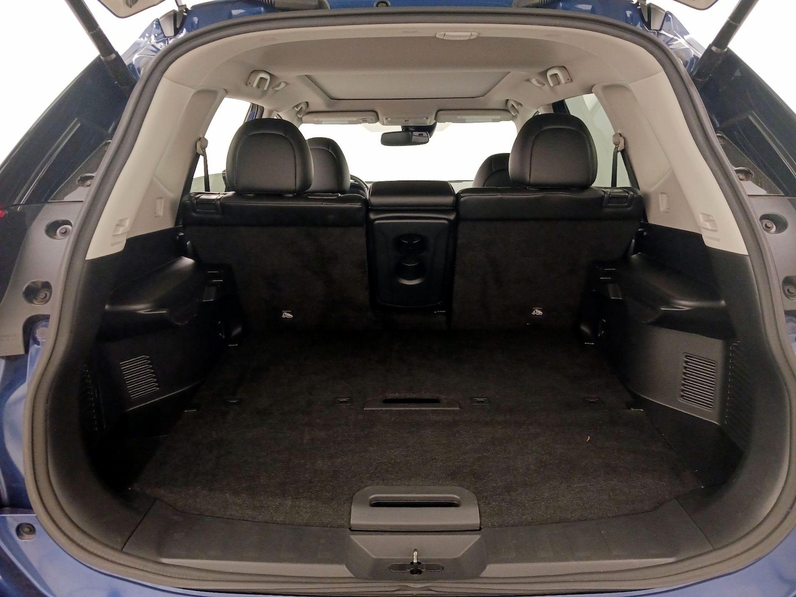 2017 Nissan Rogue SL - Photo 23