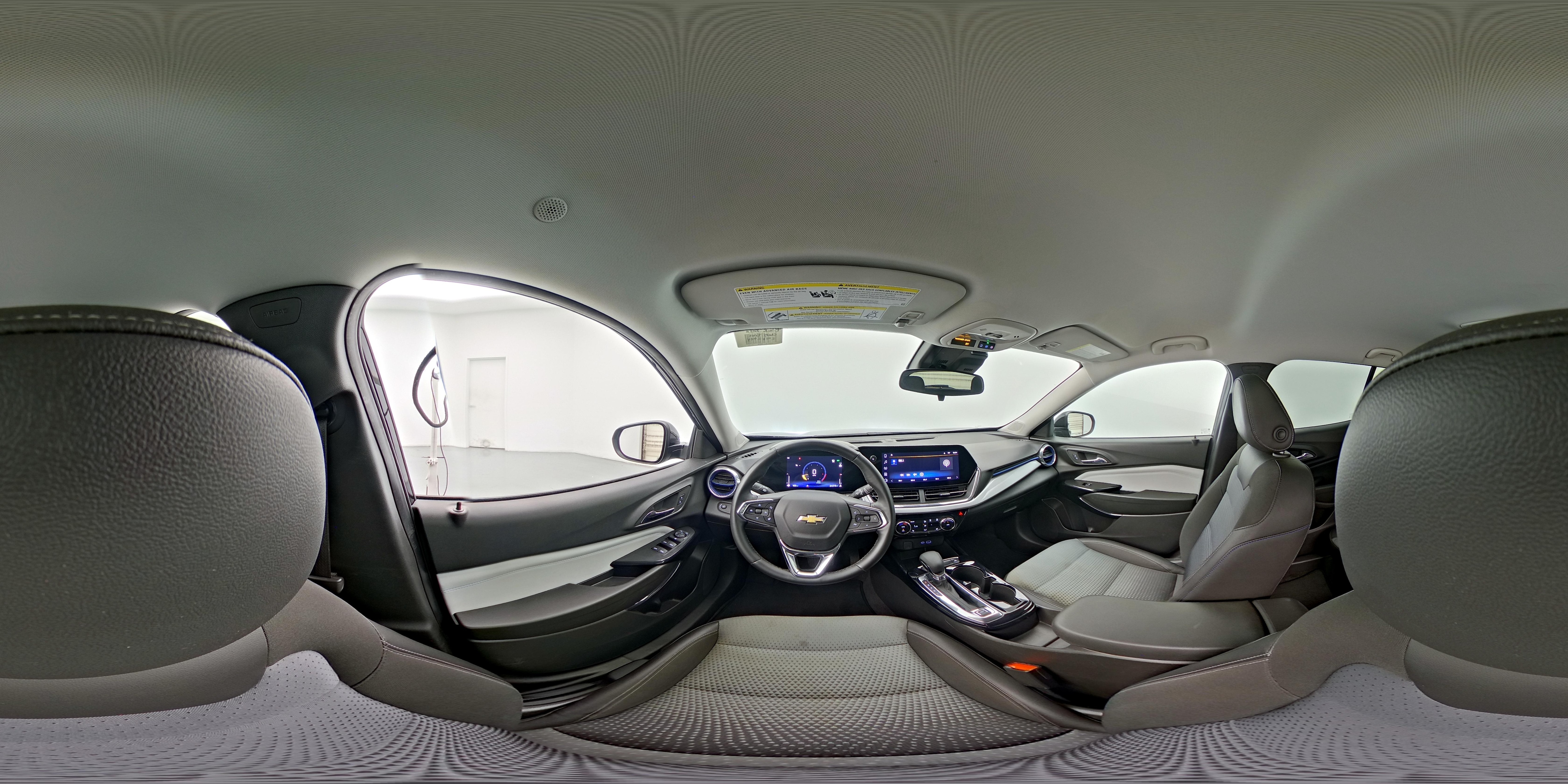 2025 Chevrolet Trax LT - Photo 26
