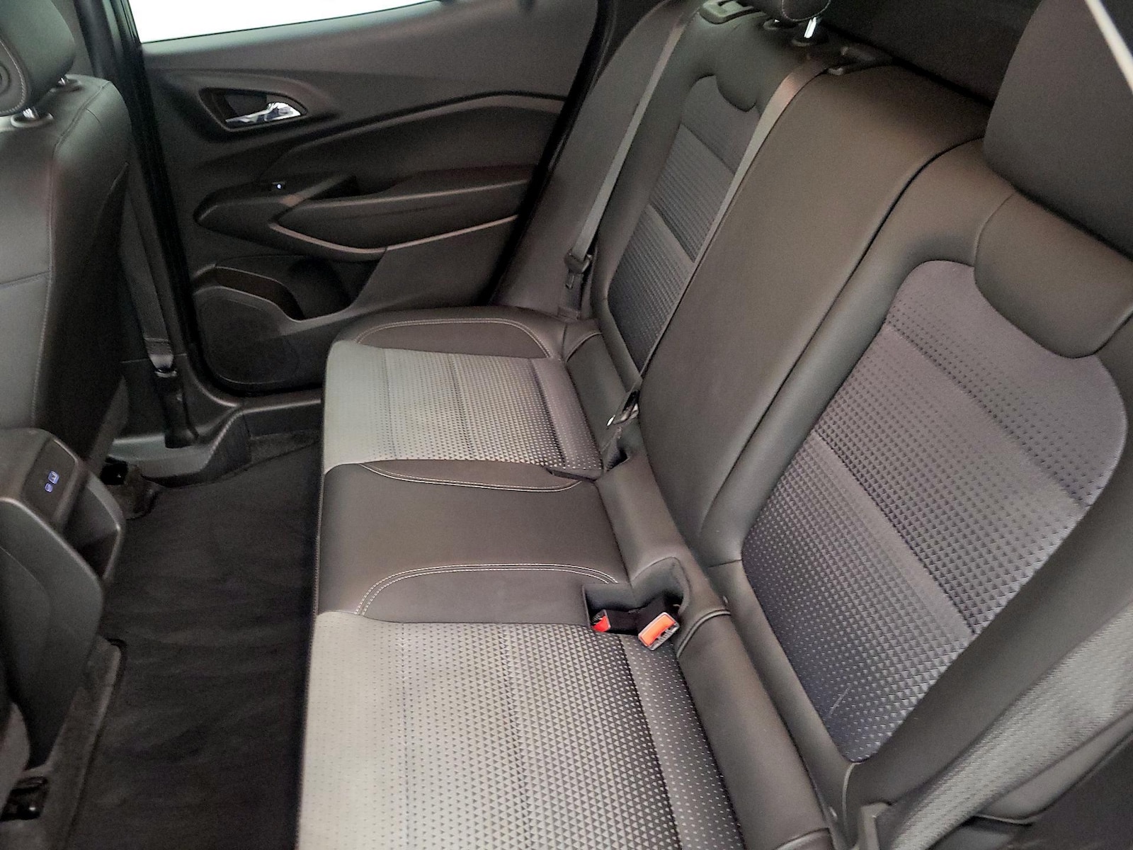 2025 Chevrolet Trax LT - Photo 20