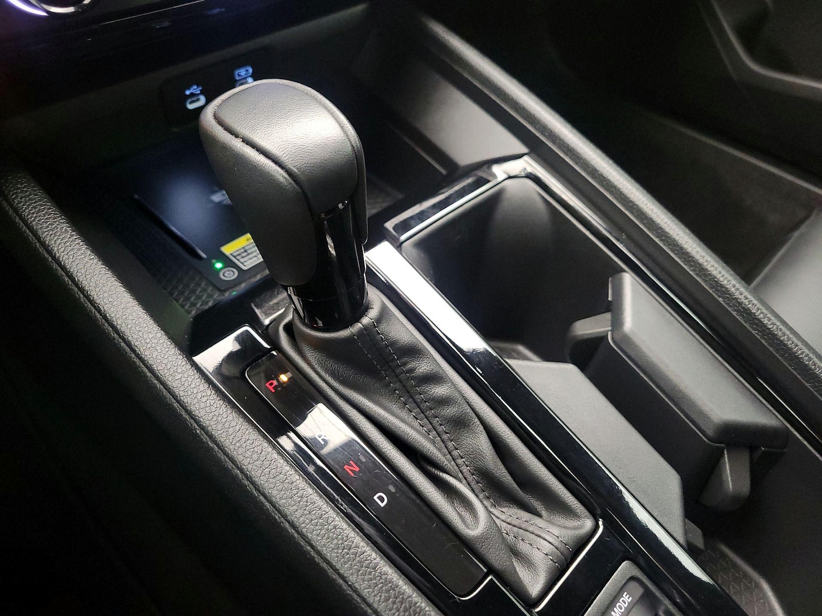 2025 Honda Accord Hybrid Sport-L - Photo 17