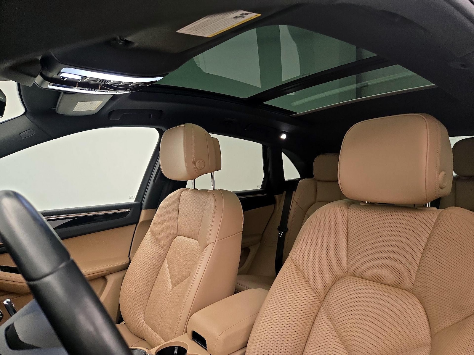 2023 Porsche Macan T - Photo 21