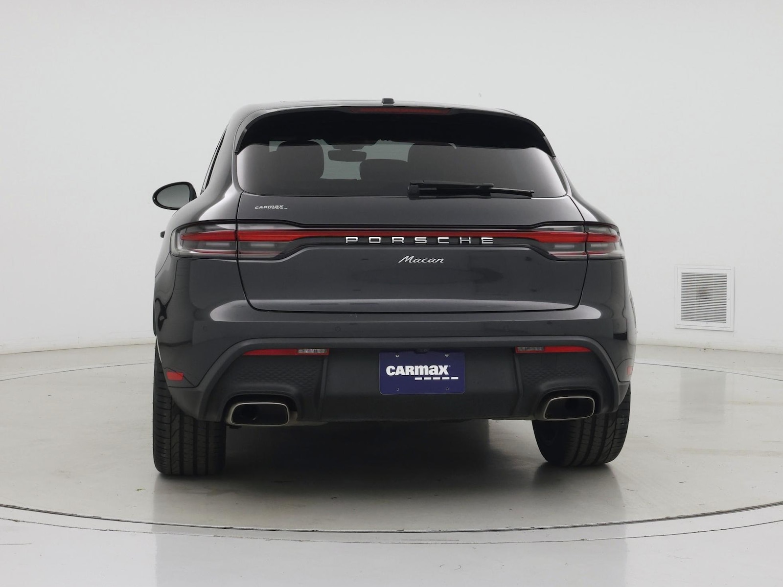 2023 Porsche Macan T - Photo 7