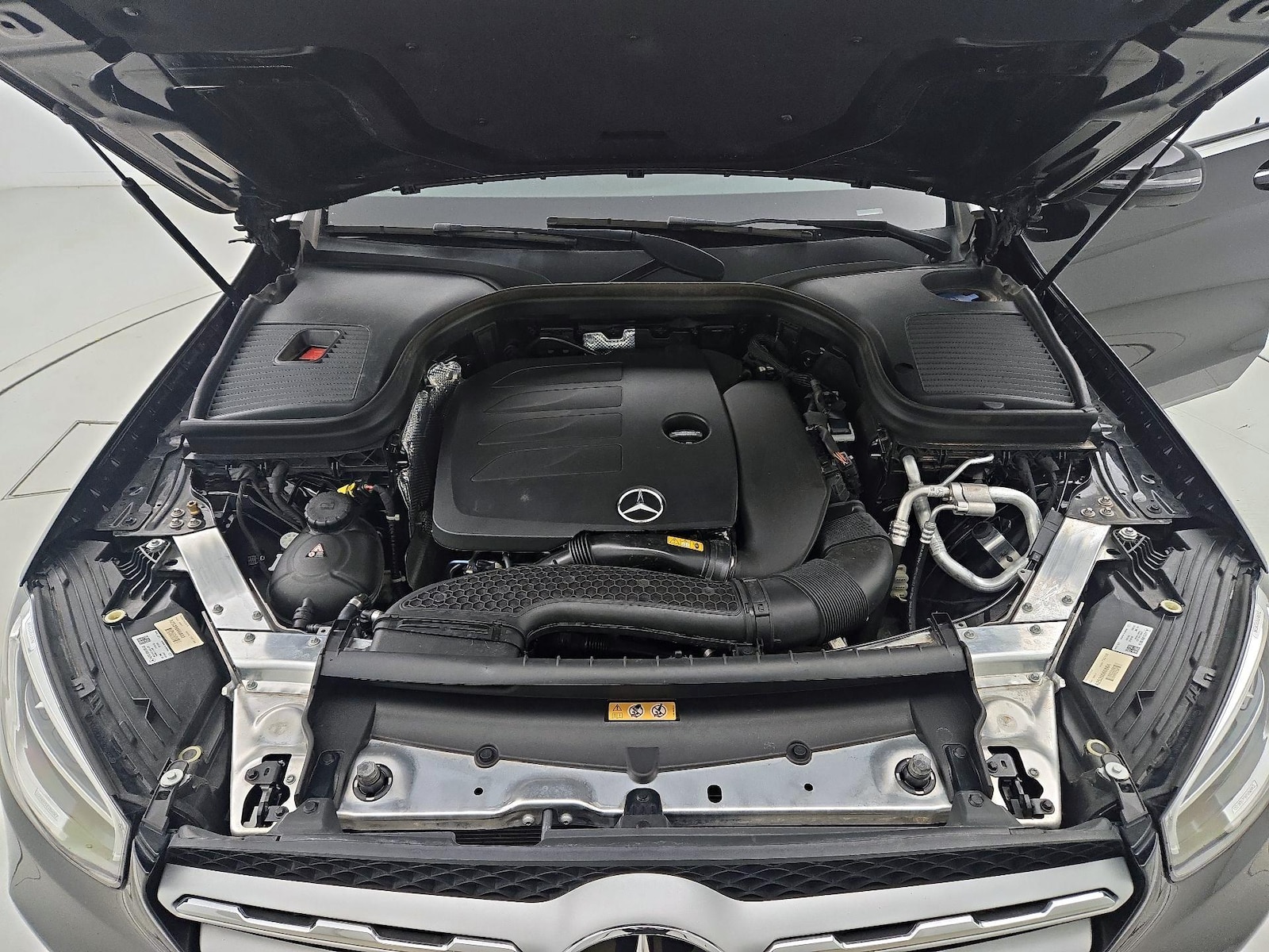 2022 Mercedes-Benz GLC GLC300 - Photo 23