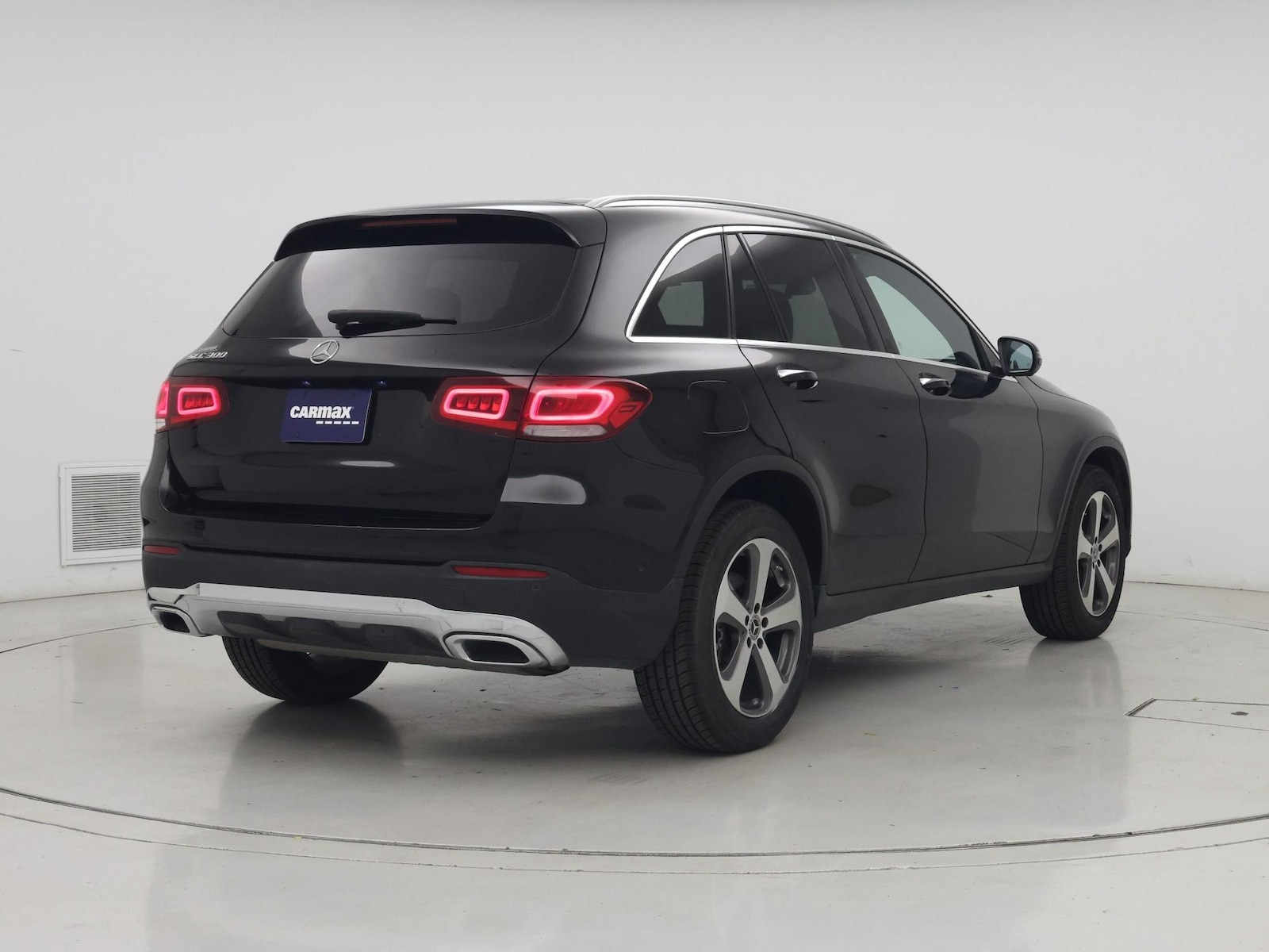 2022 Mercedes-Benz GLC GLC300 - Photo 9