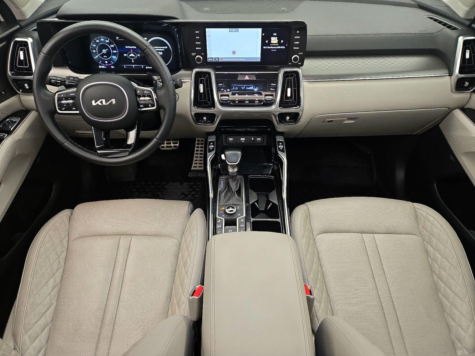 Apple CarPlay® & Android Auto™