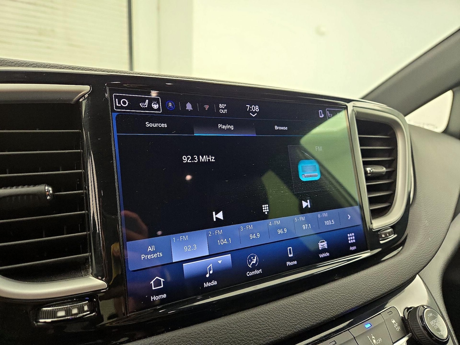 2025 Chrysler Pacifica Select - Photo 16