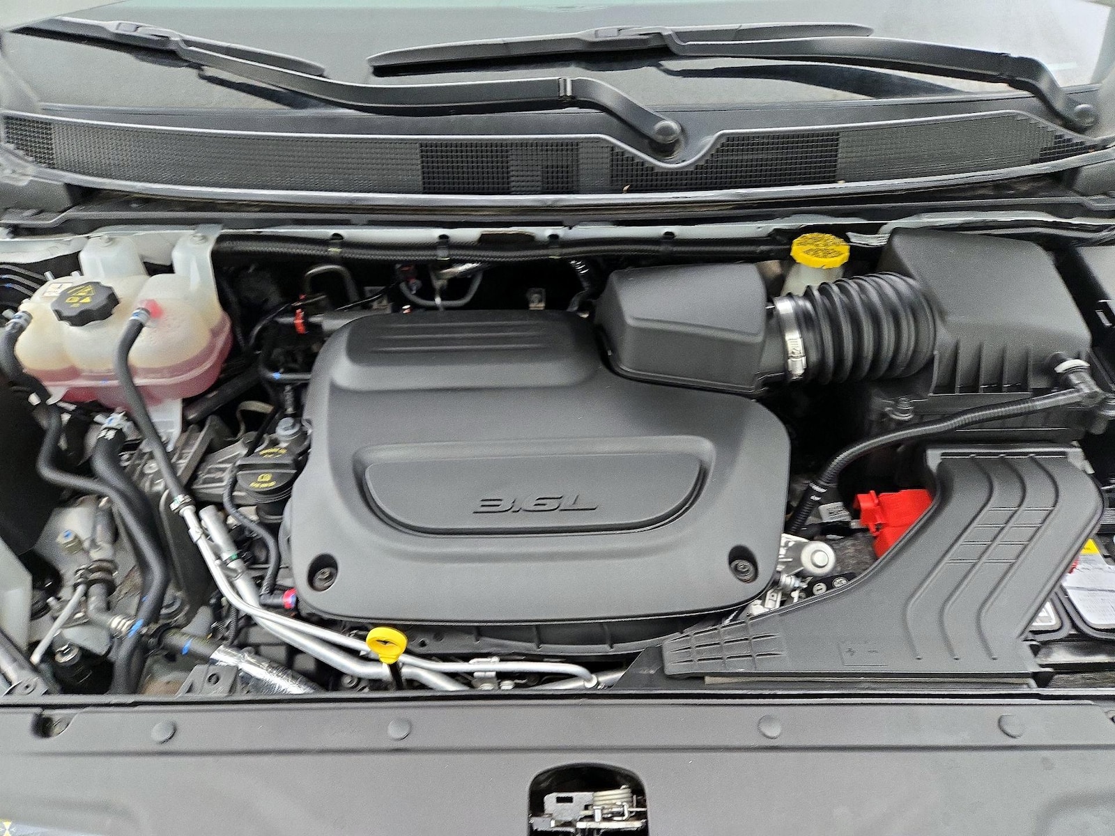 2025 Chrysler Pacifica Select - Photo 24