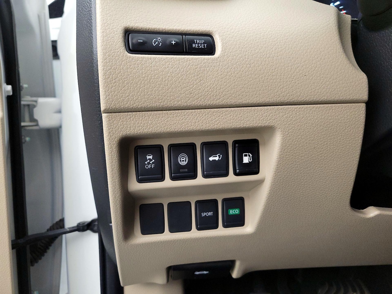 2019 Nissan Rogue SV - Photo 14