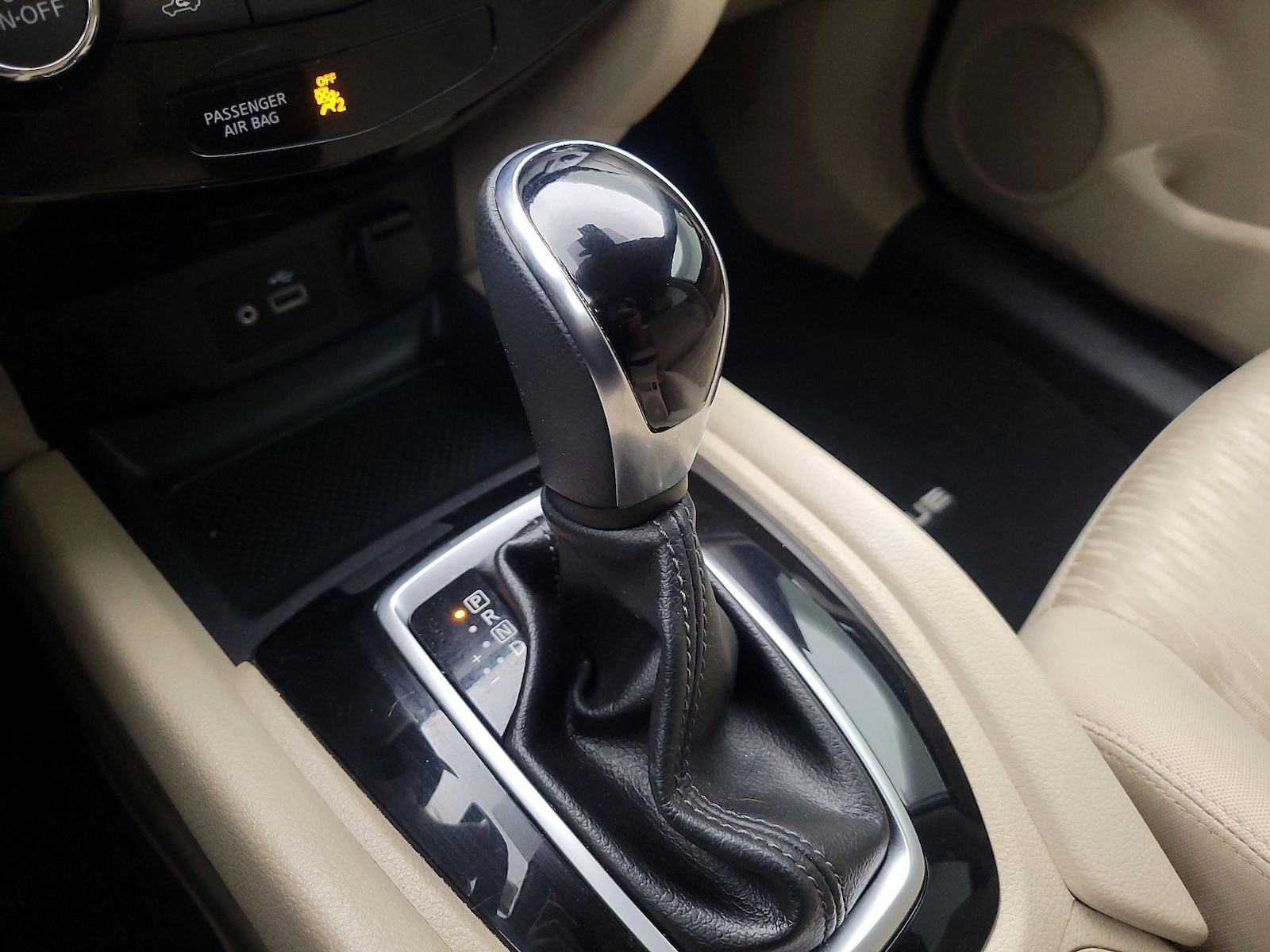 2019 Nissan Rogue SV - Photo 18