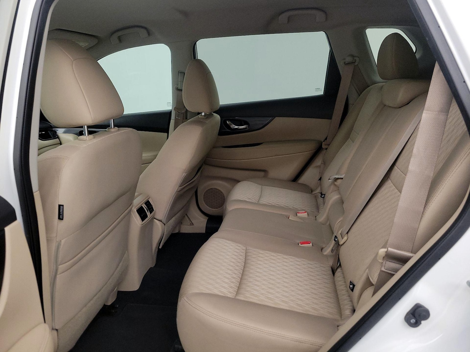 2019 Nissan Rogue SV - Photo 20