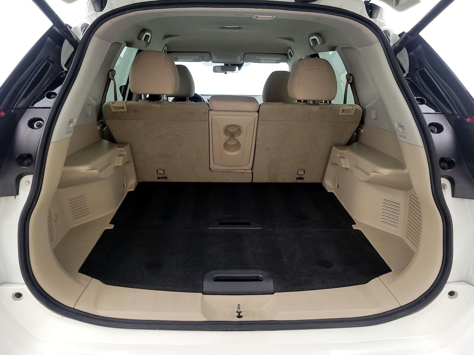 2019 Nissan Rogue SV - Photo 21