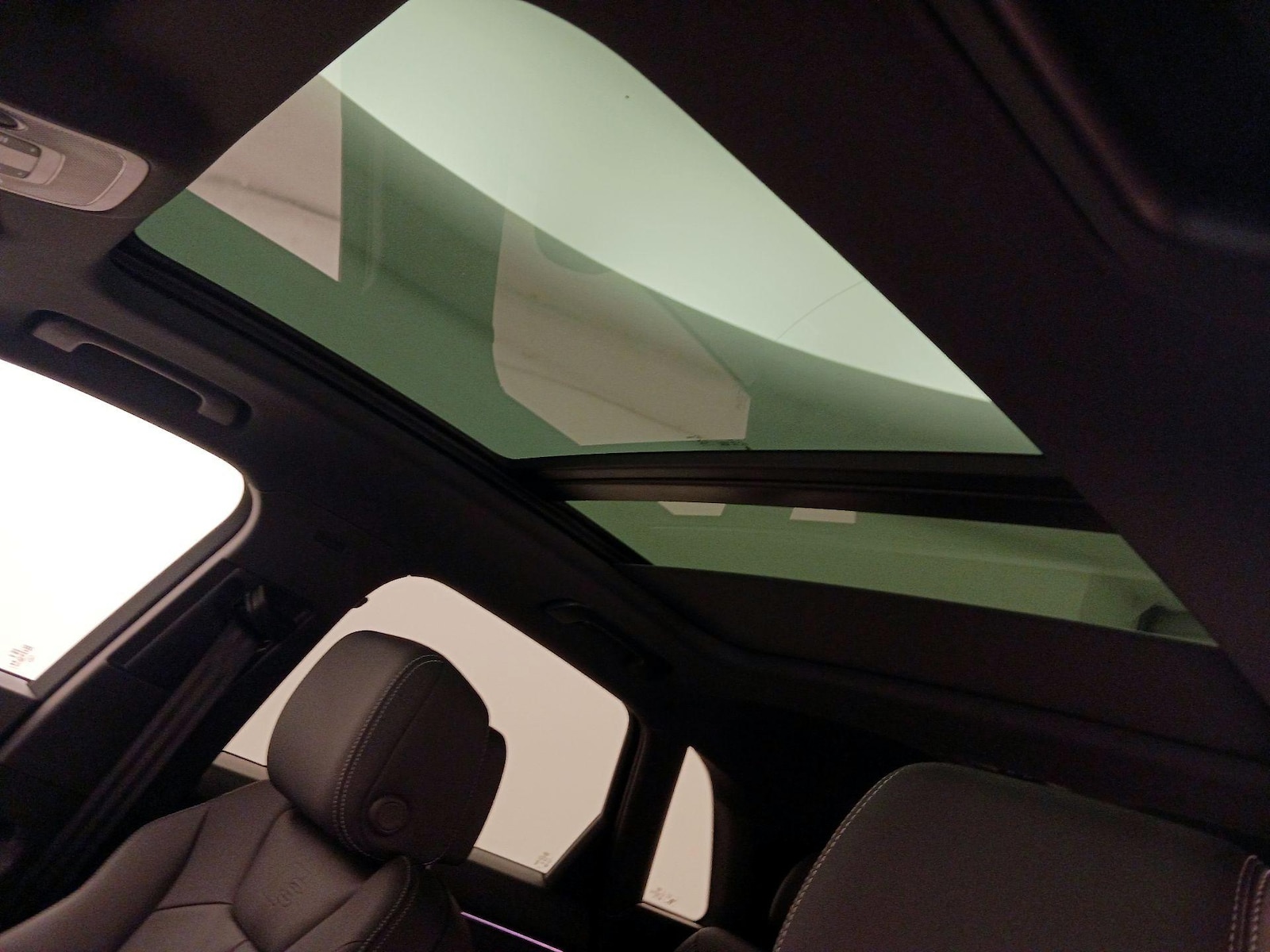 Panoramic Sunroof