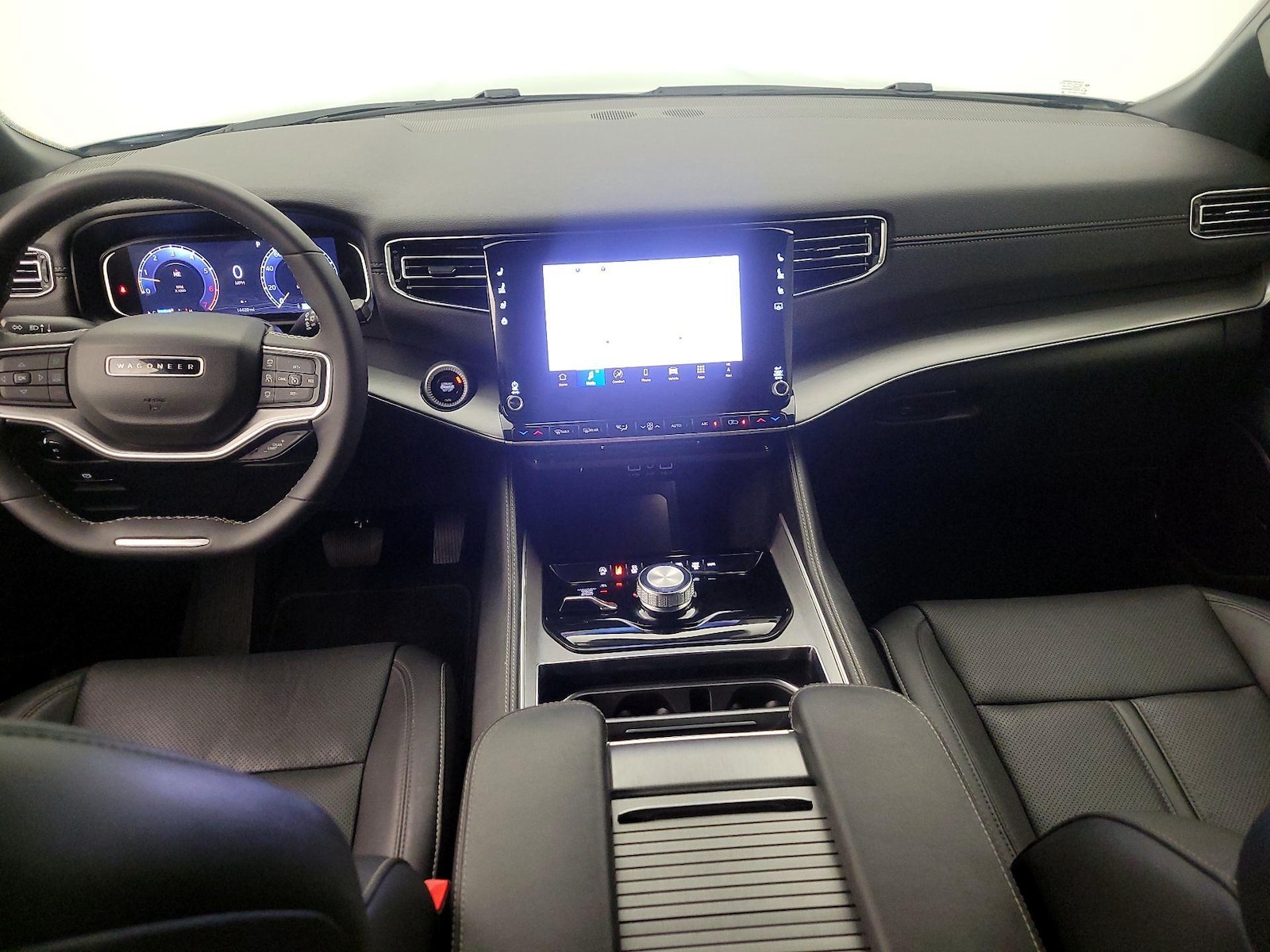 2025 Jeep Wagoneer L Series II - Photo 10