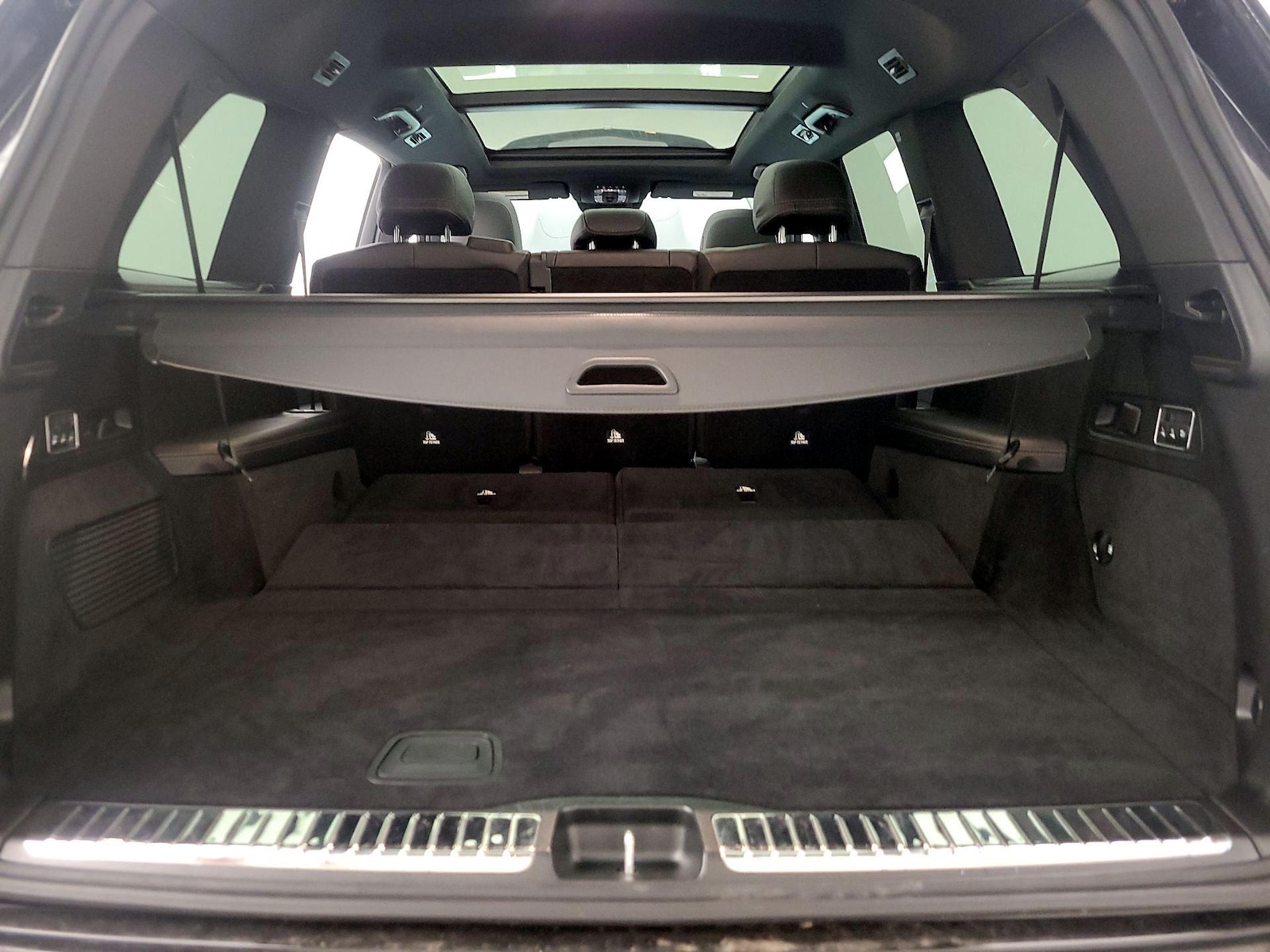 2025 Mercedes-Benz GLS Base - Photo 25