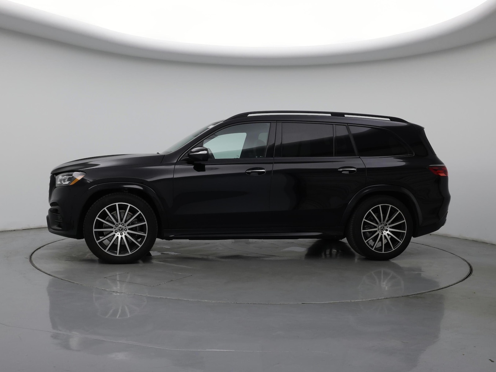 2025 Mercedes-Benz GLS Base - Photo 4