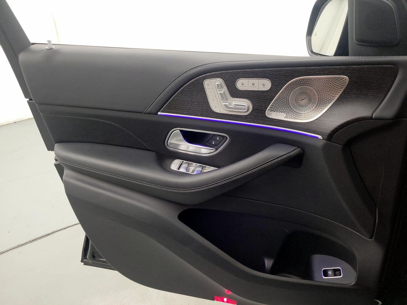 2023 Mercedes-Benz GLS GLS580 - Photo 13