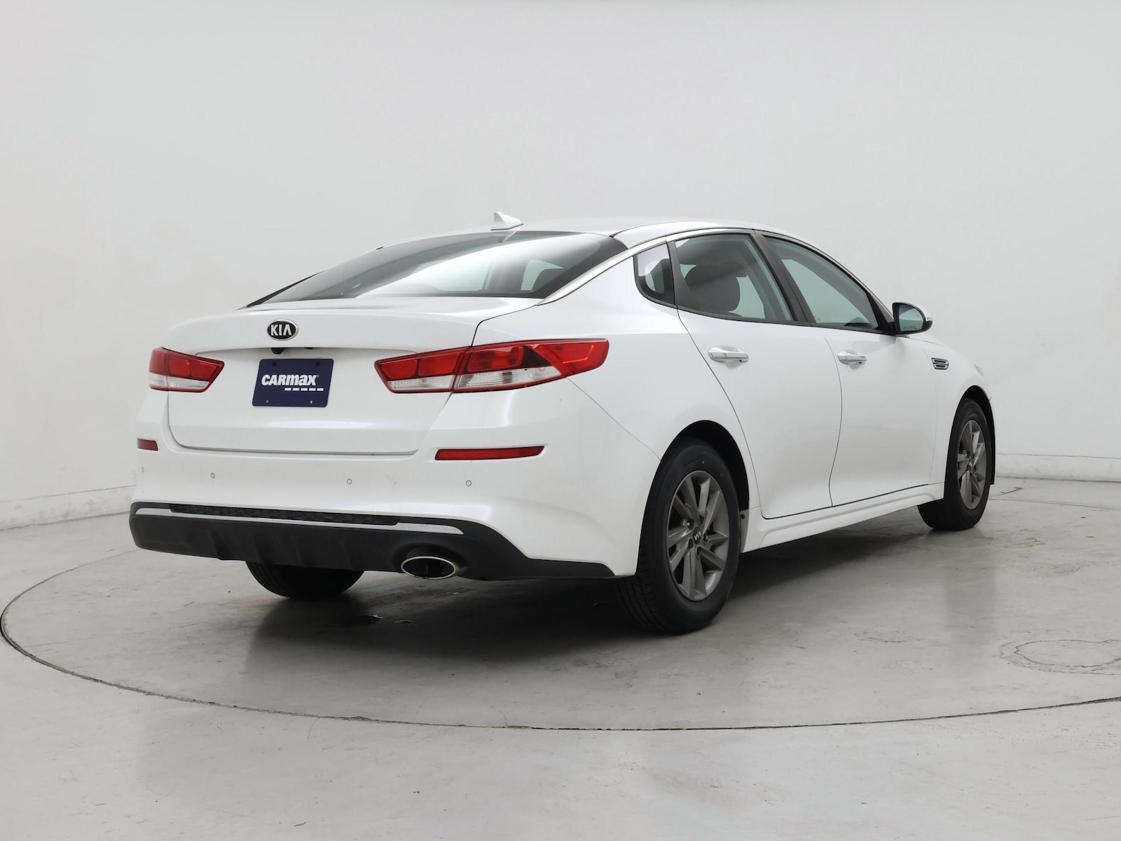 2020 Kia Optima LX - Photo 9