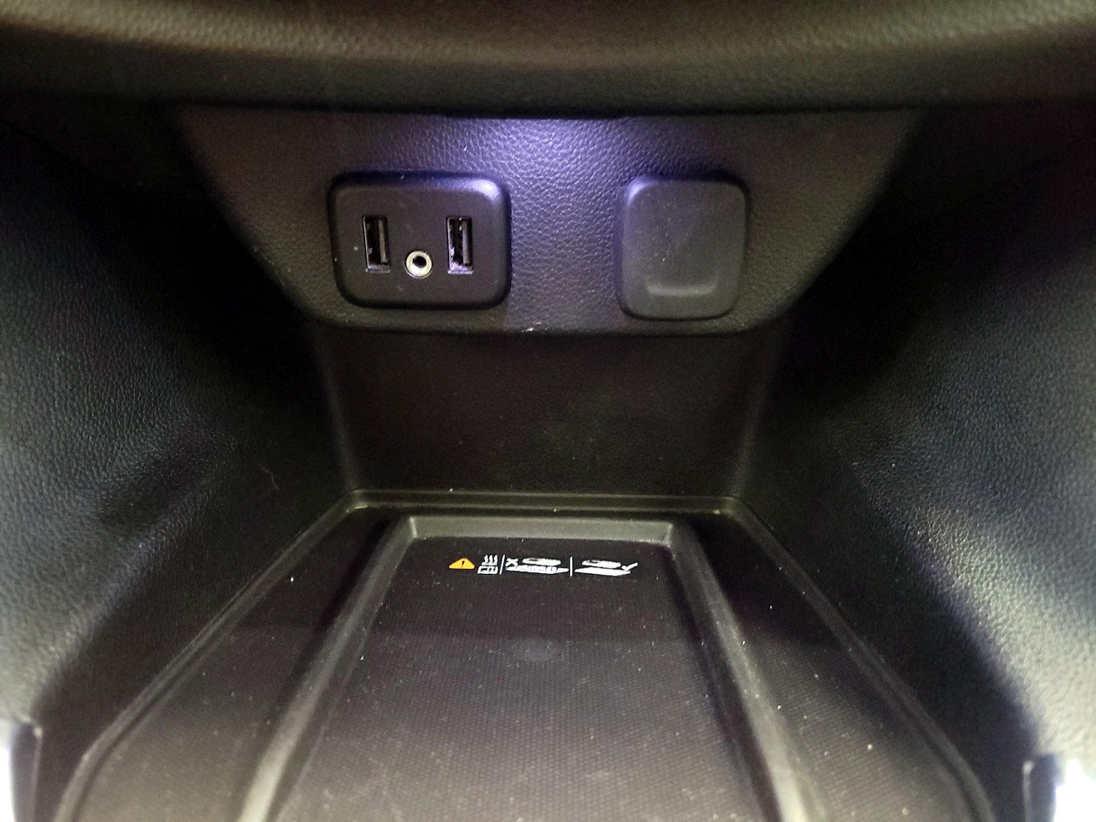 2023 Chevrolet Traverse 1LT - Photo 19