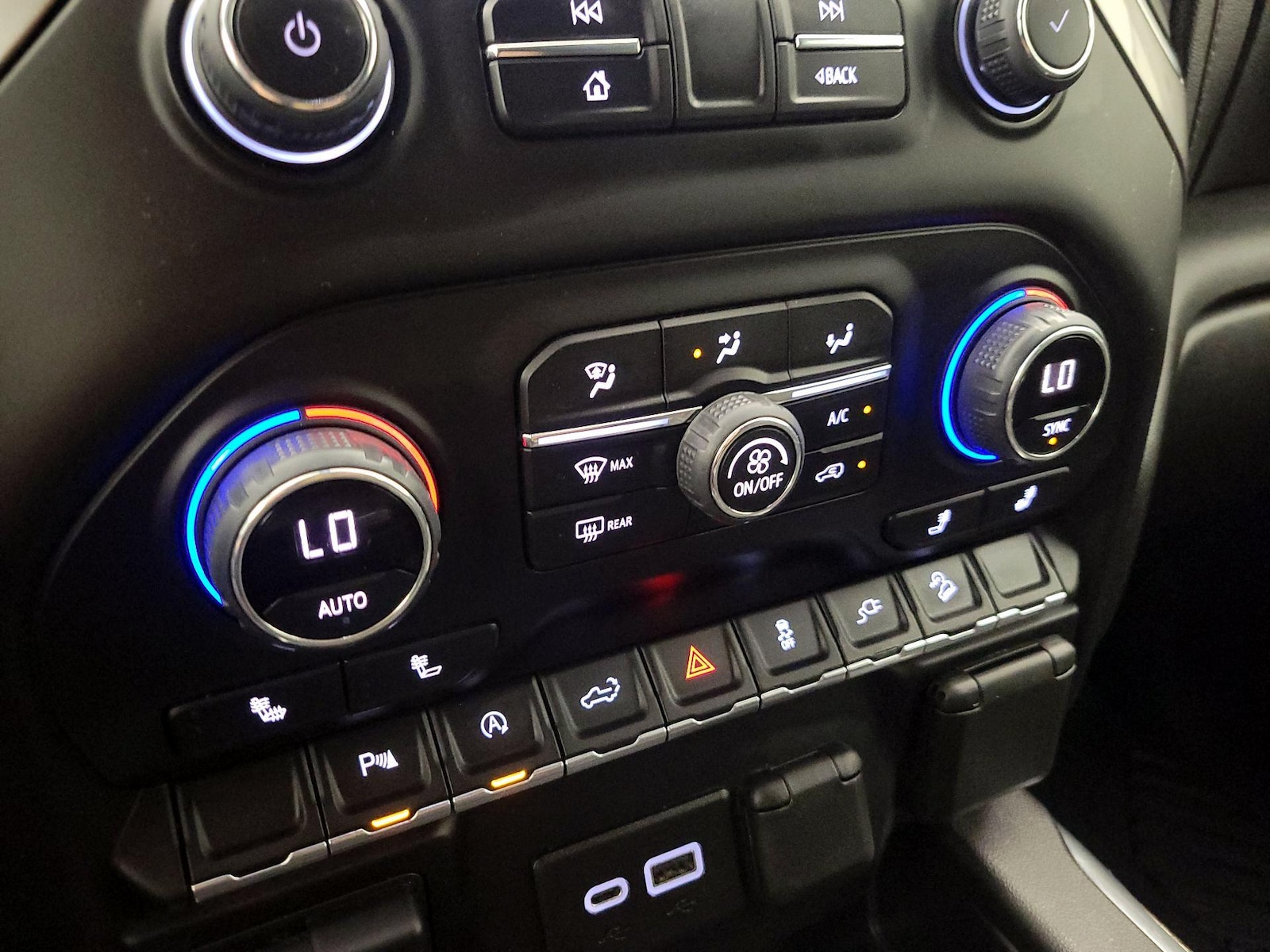 2022 Chevrolet Silverado 1500 Limited RST - Photo 17