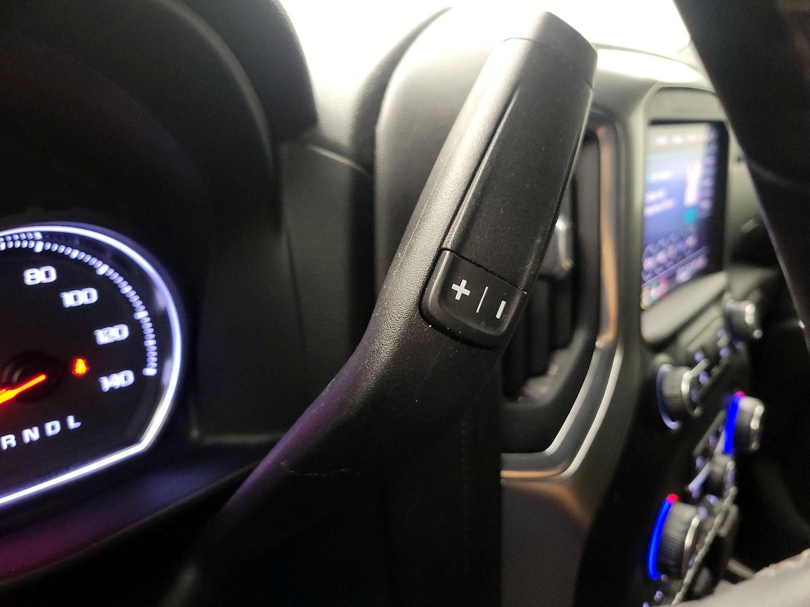 2022 Chevrolet Silverado 1500 Limited RST - Photo 18