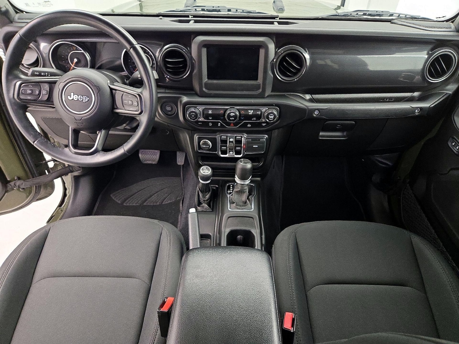 Apple CarPlay® & Android Auto™