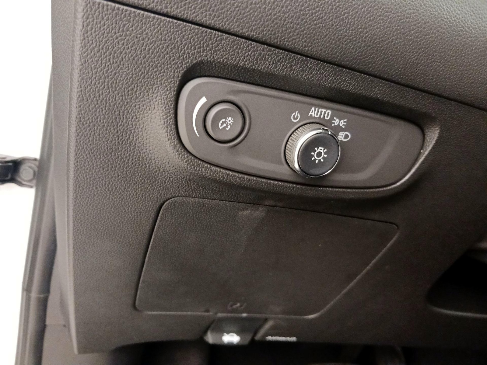 2024 Buick Encore GX Preferred - Photo 14