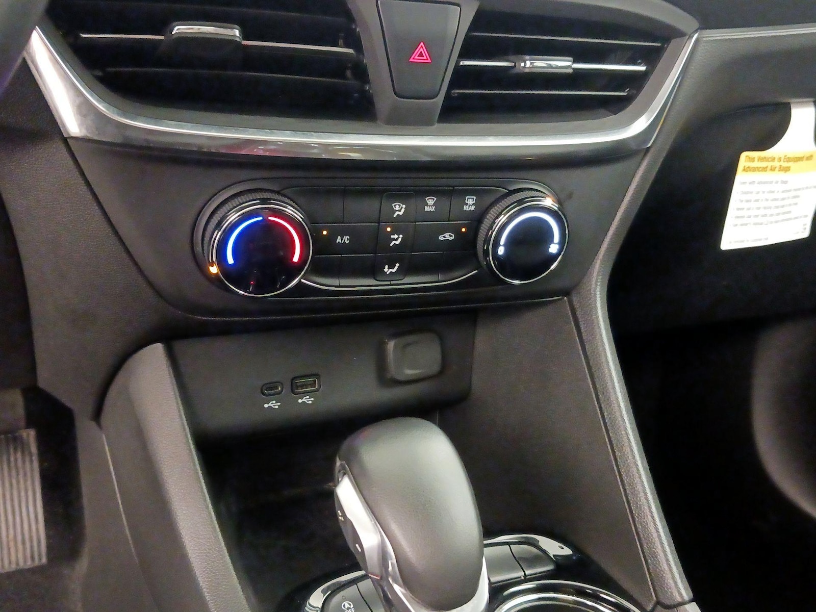 2024 Buick Encore GX Preferred - Photo 17