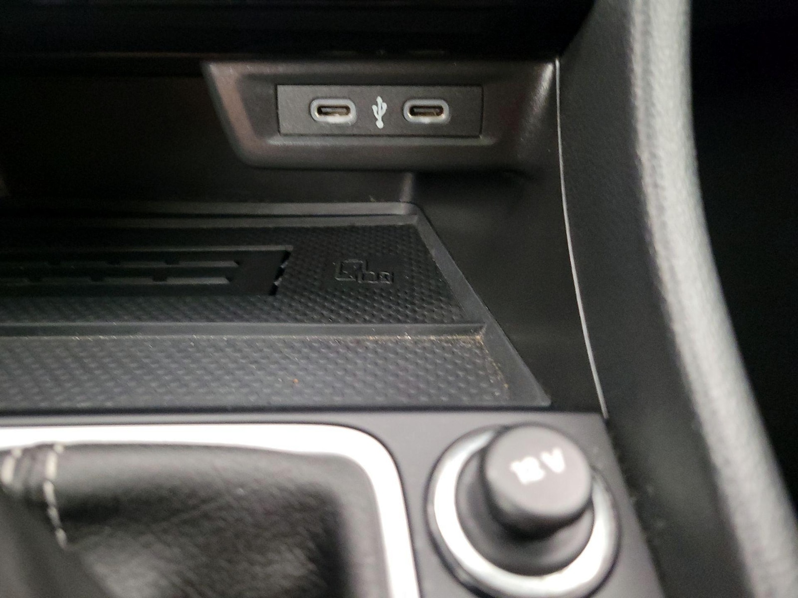 2025 Volkswagen Jetta SE - Photo 19
