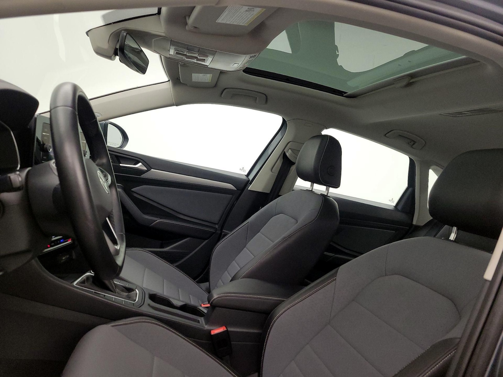2025 Volkswagen Jetta SE - Photo 20