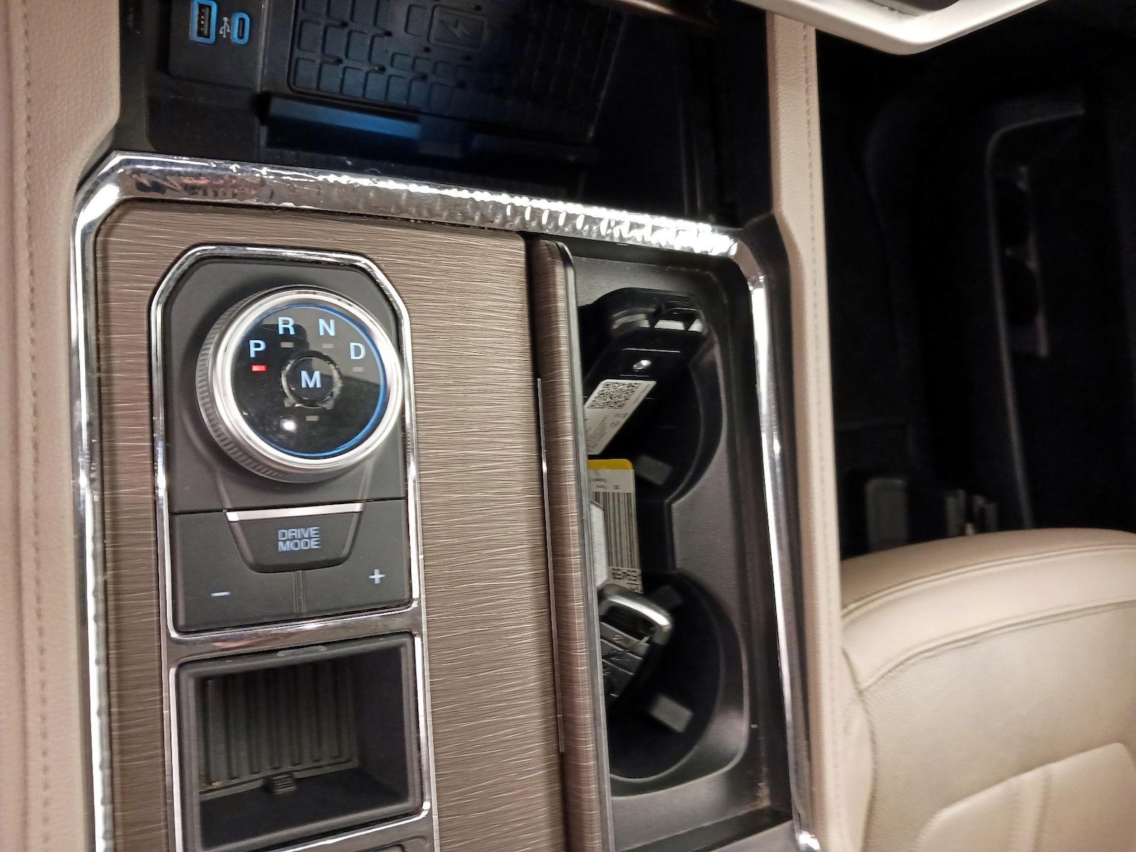 2022 Ford Expedition Limited - Photo 19