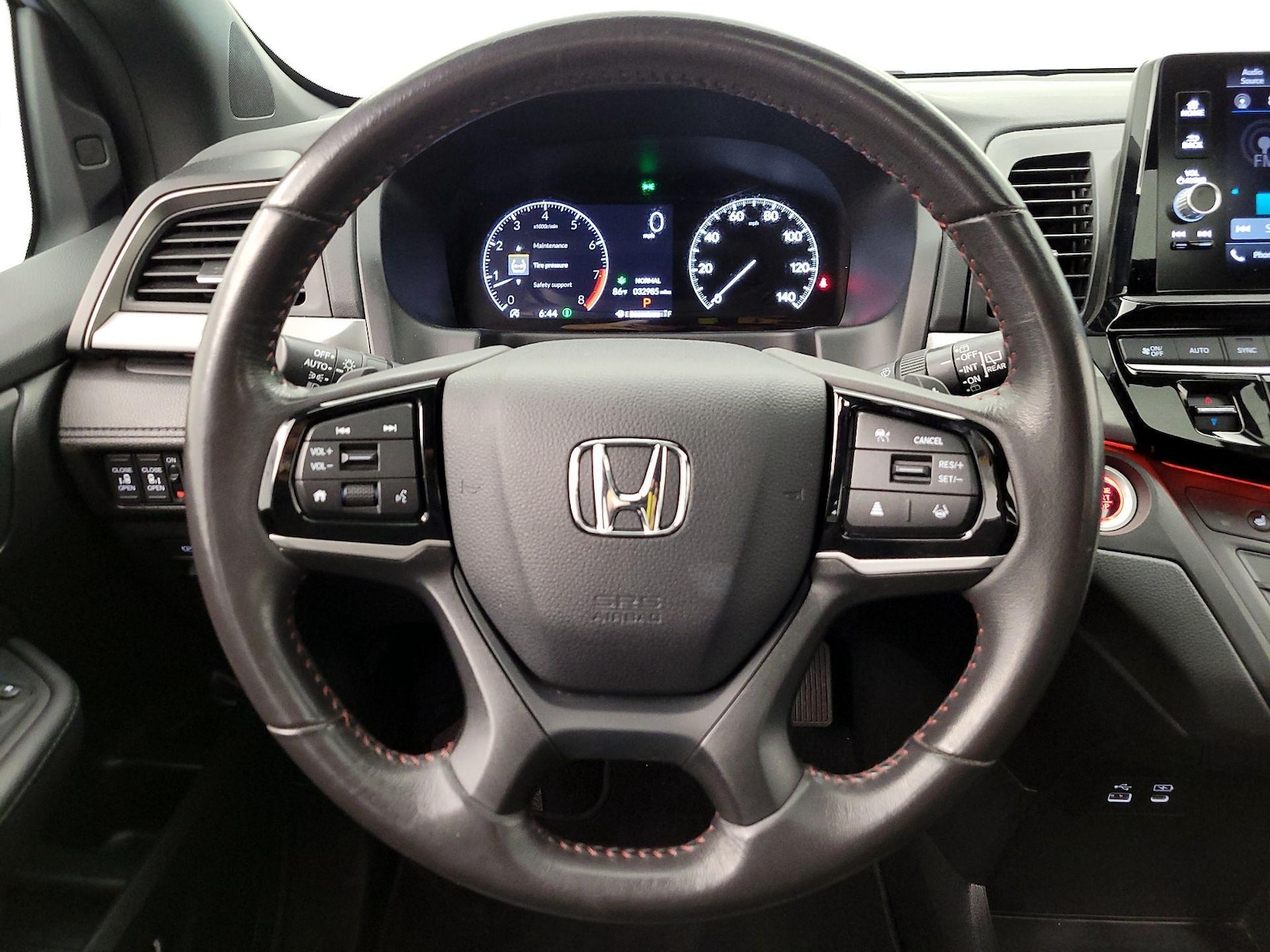 2025 Honda Odyssey Sport L - Photo 11
