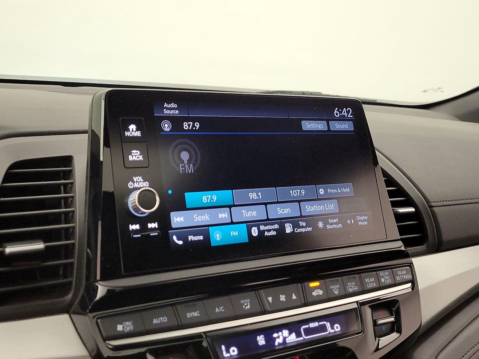 2025 Honda Odyssey Sport L - Photo 16