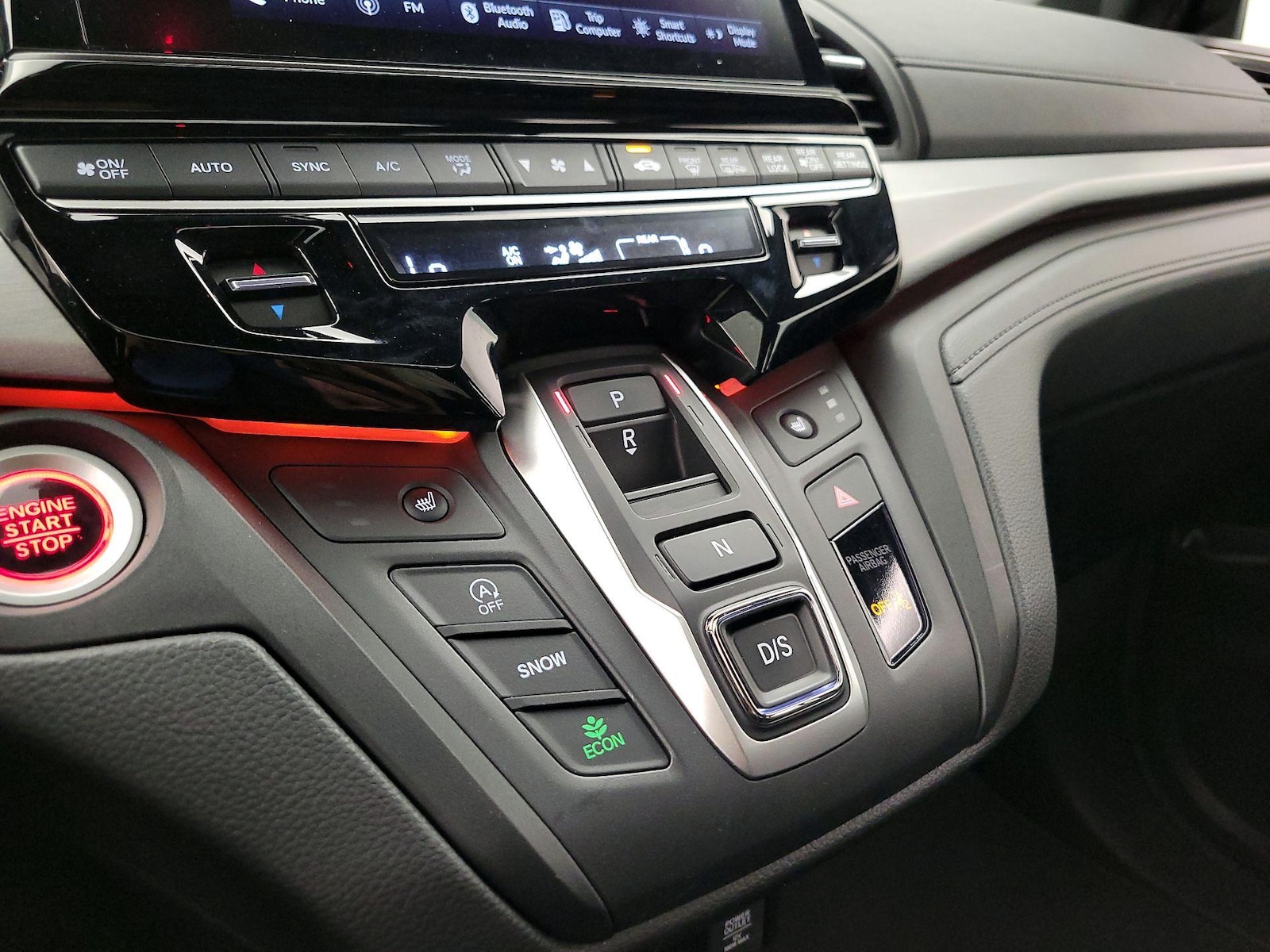 2025 Honda Odyssey Sport L - Photo 18