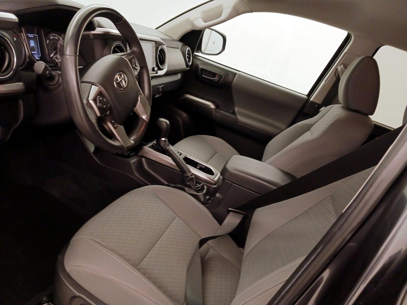 Power Seat(s) & Side Airbags