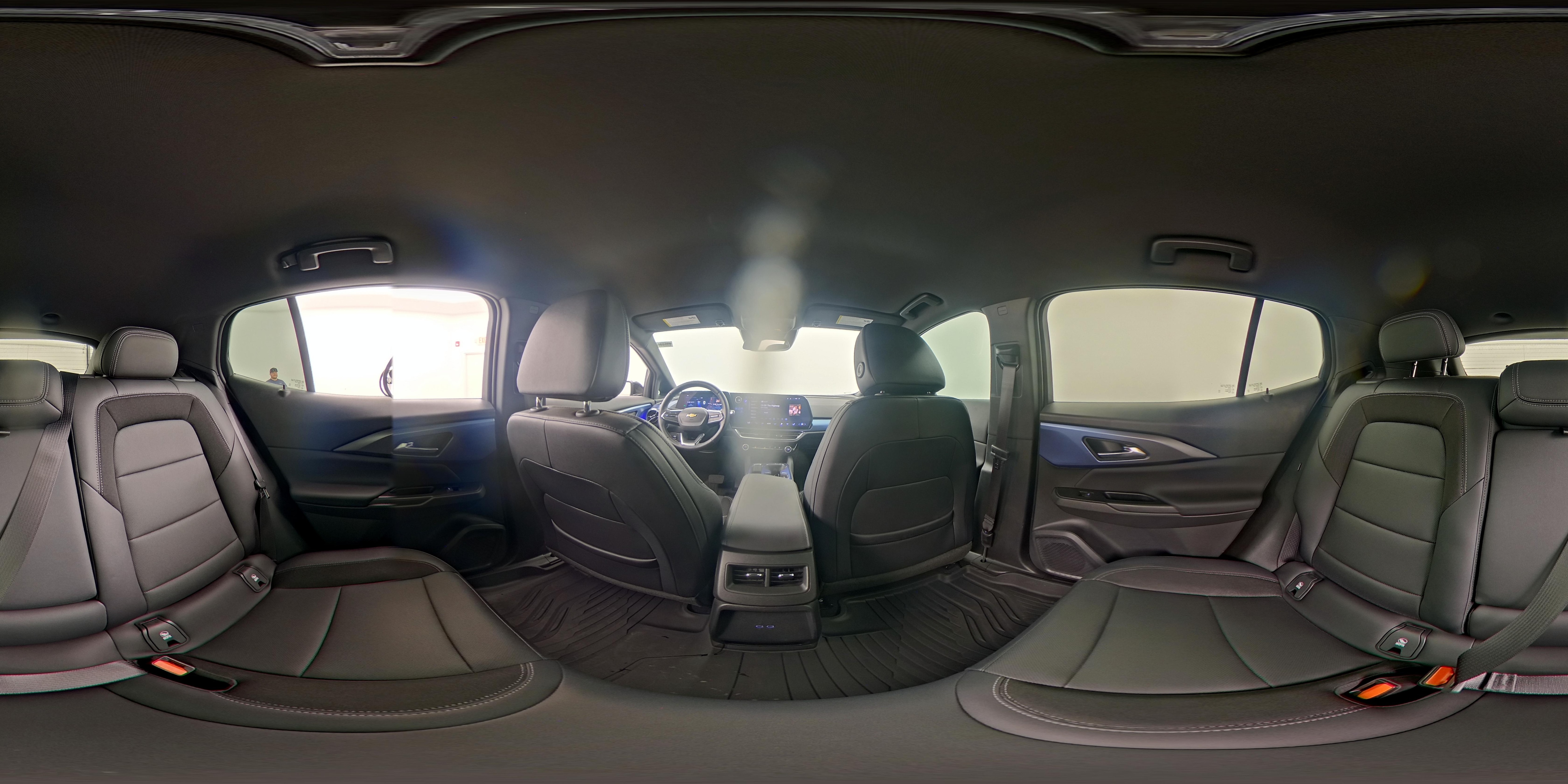 2024 Chevrolet Equinox EV LT - Photo 26