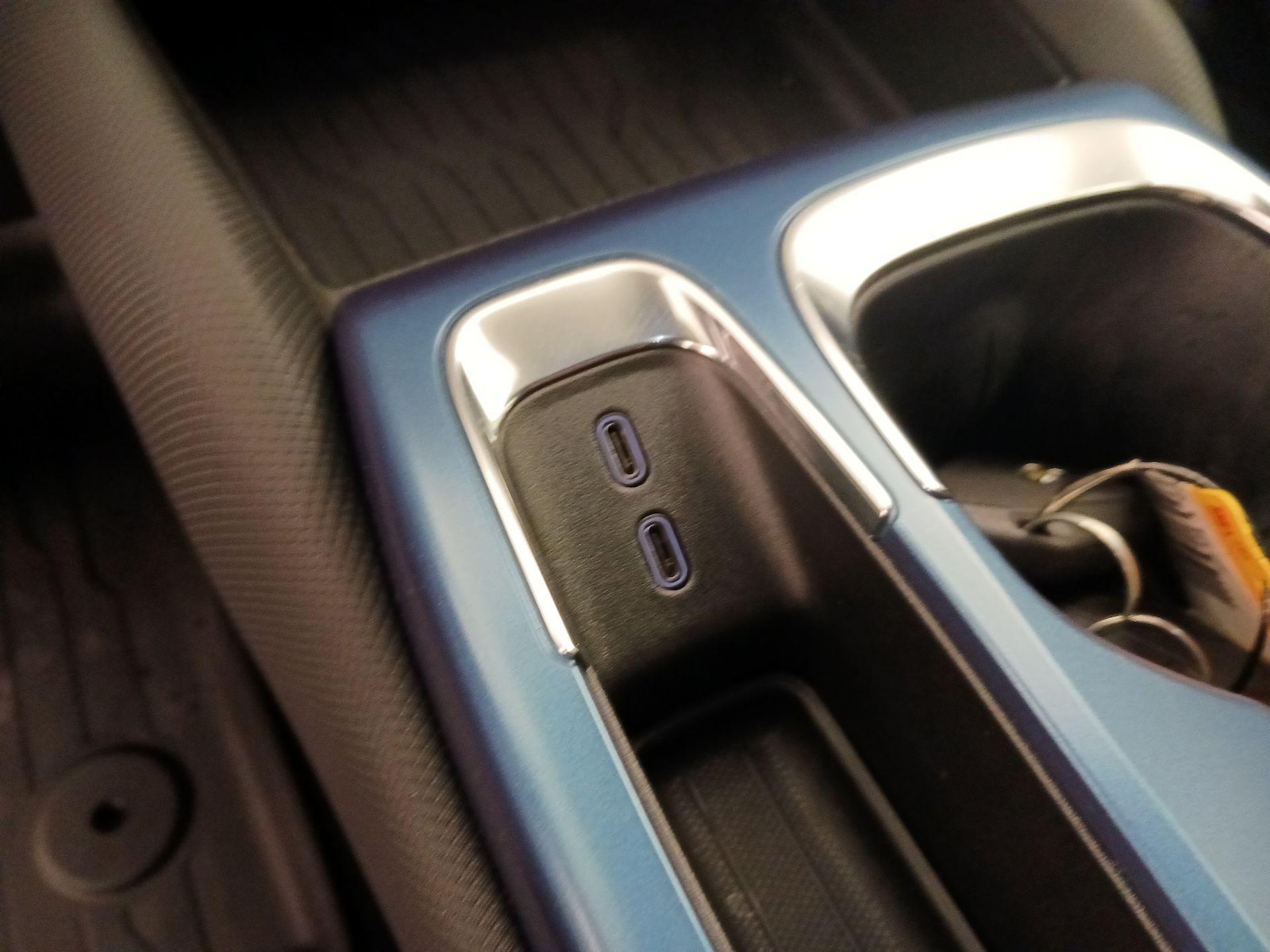 2024 Chevrolet Equinox EV LT - Photo 20