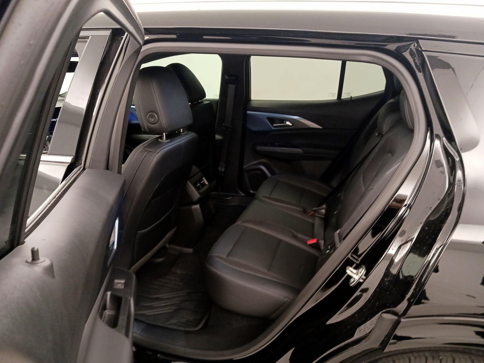 2024 Chevrolet Equinox EV LT - Photo 21