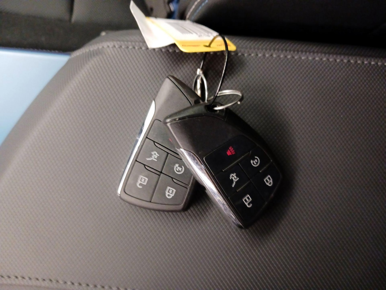 2024 Chevrolet Equinox EV LT - Photo 24