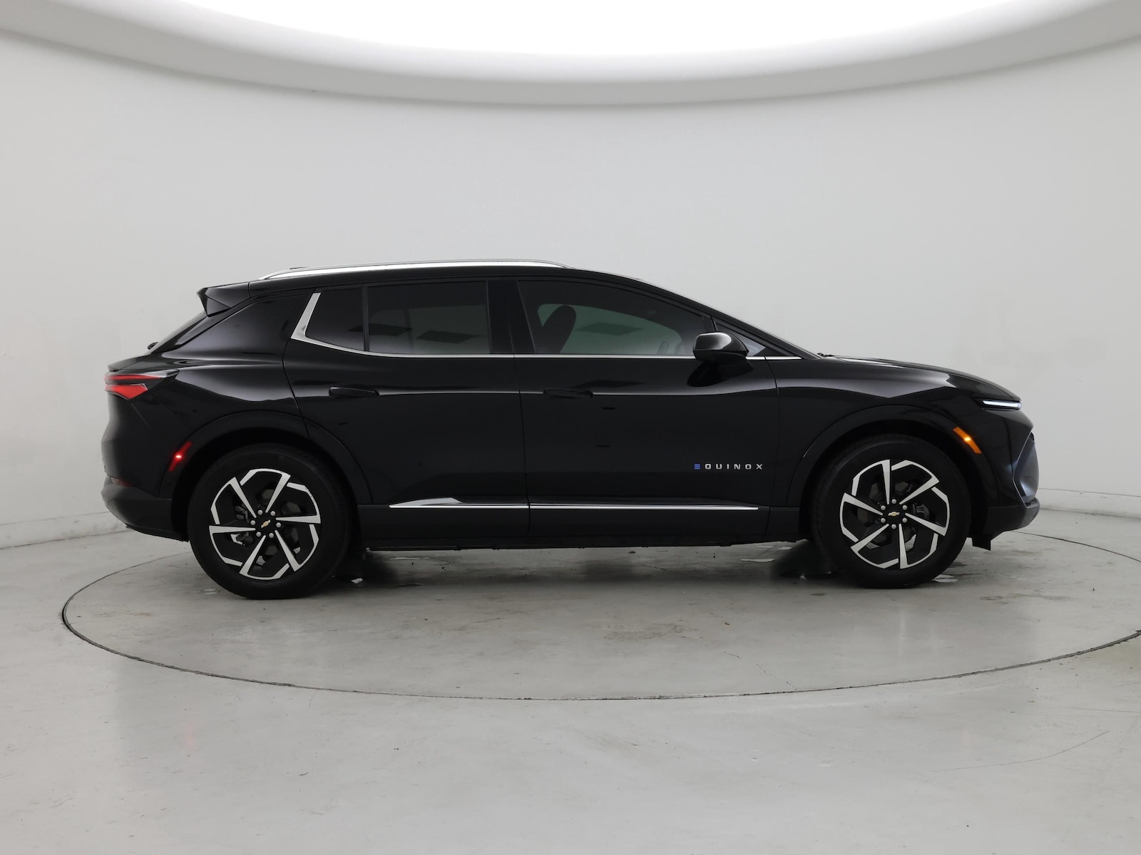 2024 Chevrolet Equinox EV LT - Photo 8
